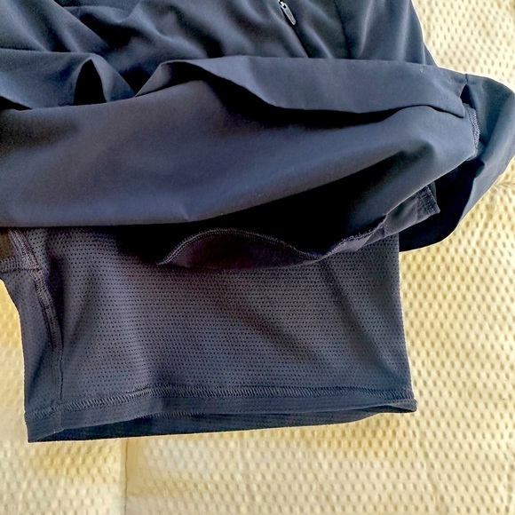 Athleta Soho Scort Navy Blue - Picture 7 of 7